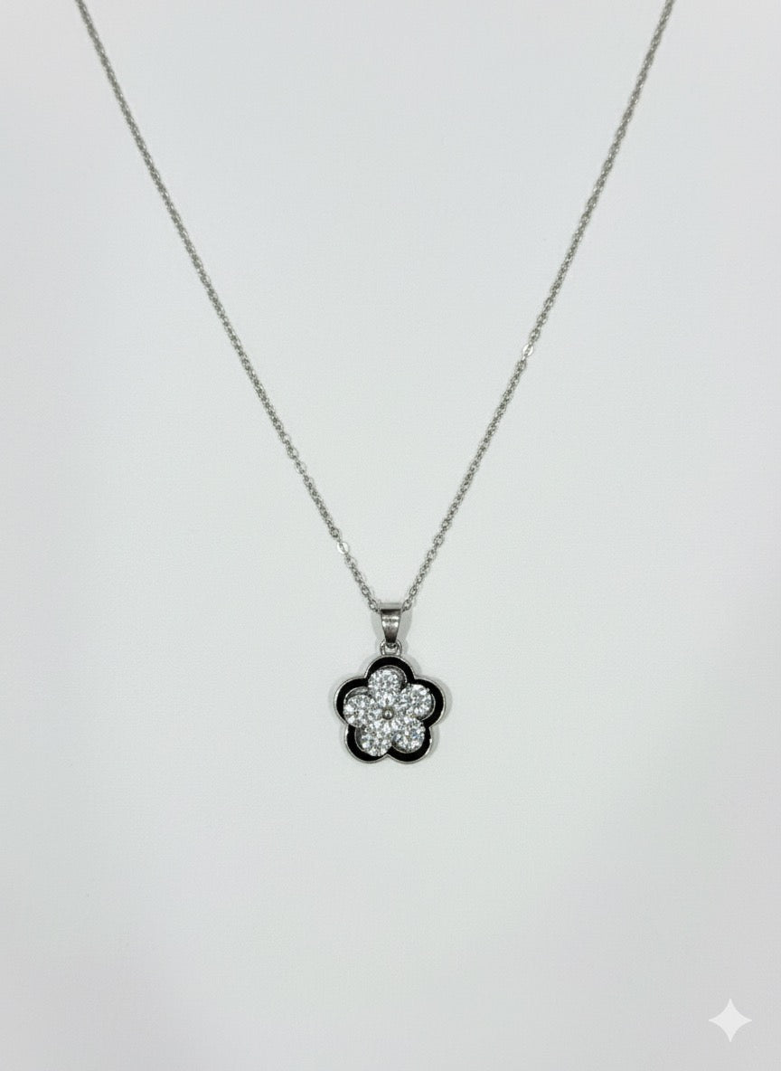 Black &amp; Silver Daisy Necklace