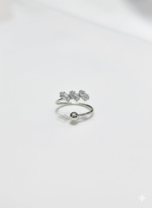 Cutesy 3-Band Silver Ring