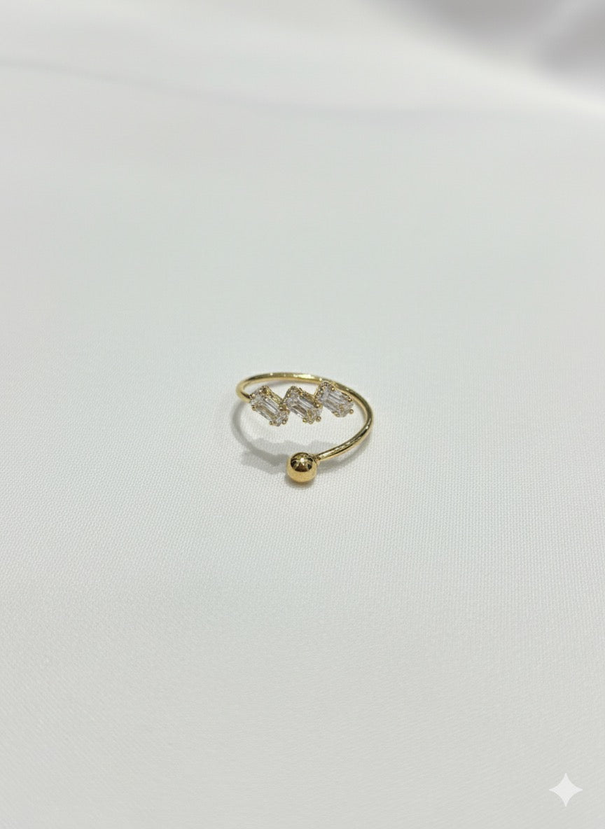 Cutesy 3-Band Golden Ring